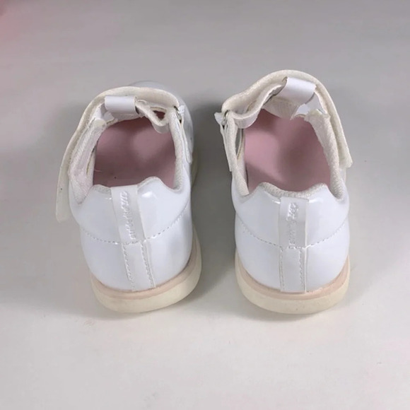 Stride rite size 12 Lacey white patent leather classic Mary Jane star pattern - Picture 3 of 8
